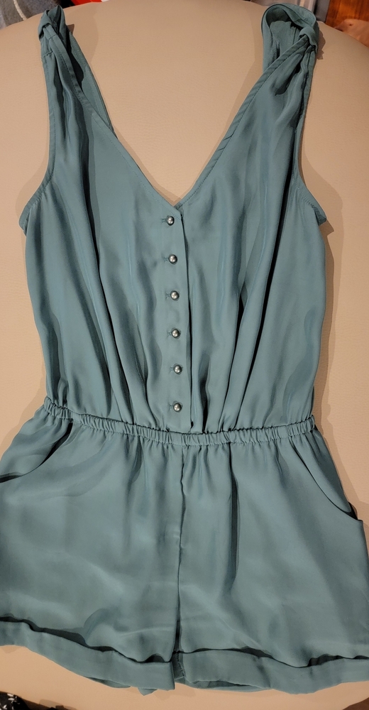 Like new kimchi Blue romper